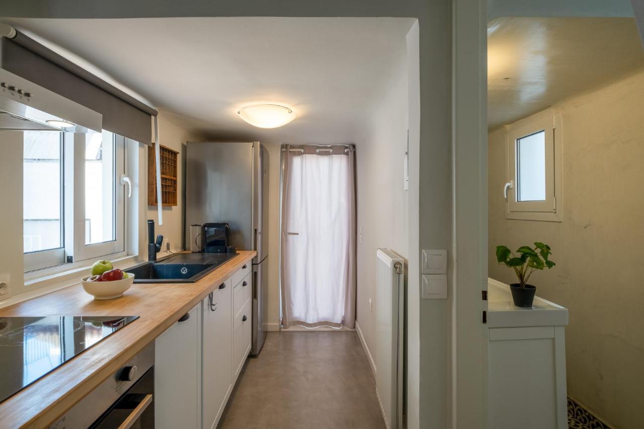 Central5 Boutique Apartments With Common Garden Next To Metro Athena Bagian luar foto