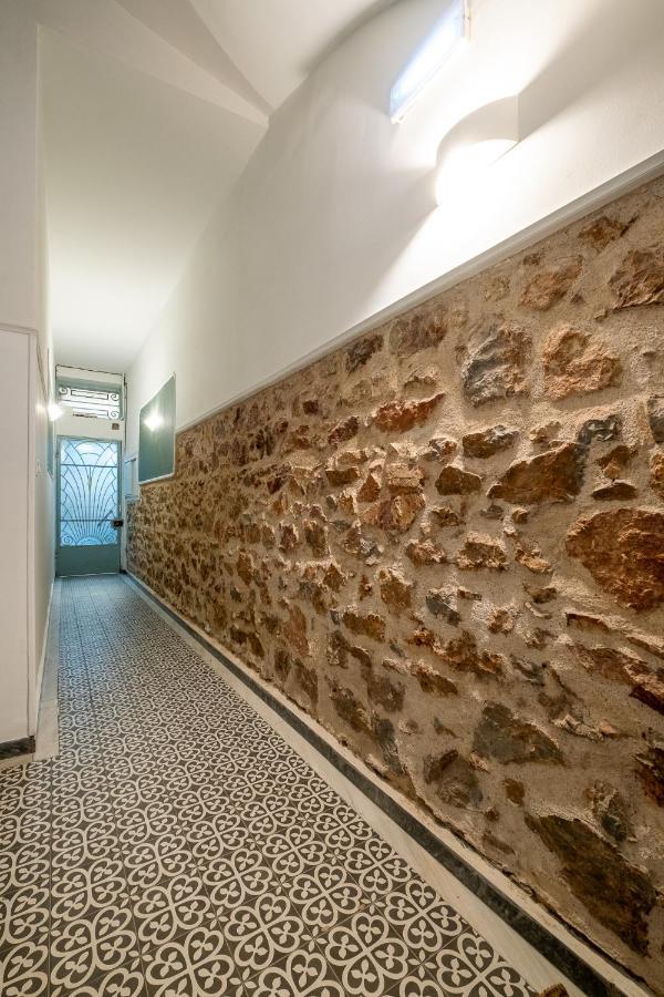 Central5 Boutique Apartments With Common Garden Next To Metro Athena Bagian luar foto