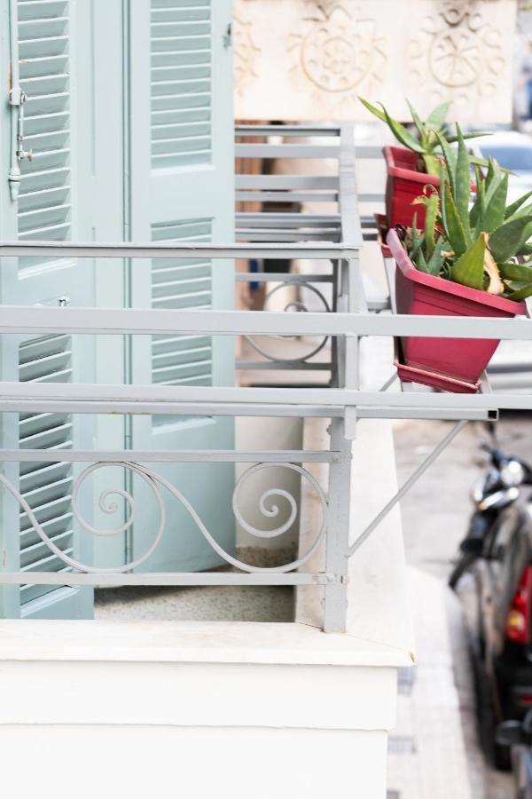 Central5 Boutique Apartments With Common Garden Next To Metro Athena Bagian luar foto