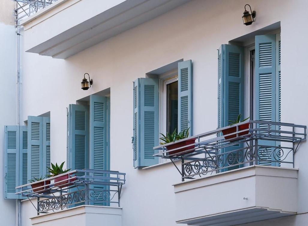 Central5 Boutique Apartments With Common Garden Next To Metro Athena Bagian luar foto