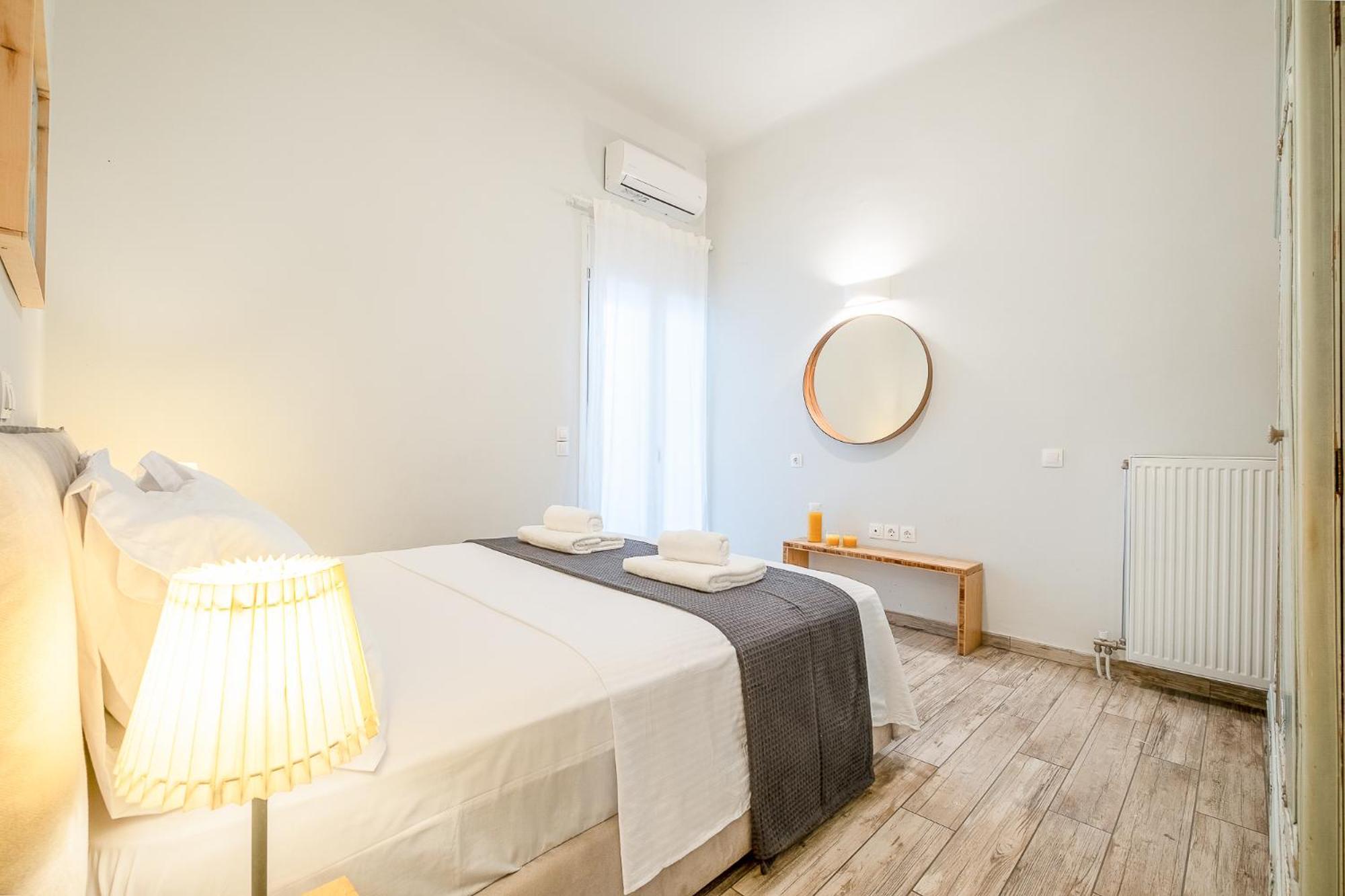 Central5 Boutique Apartments With Common Garden Next To Metro Athena Bagian luar foto